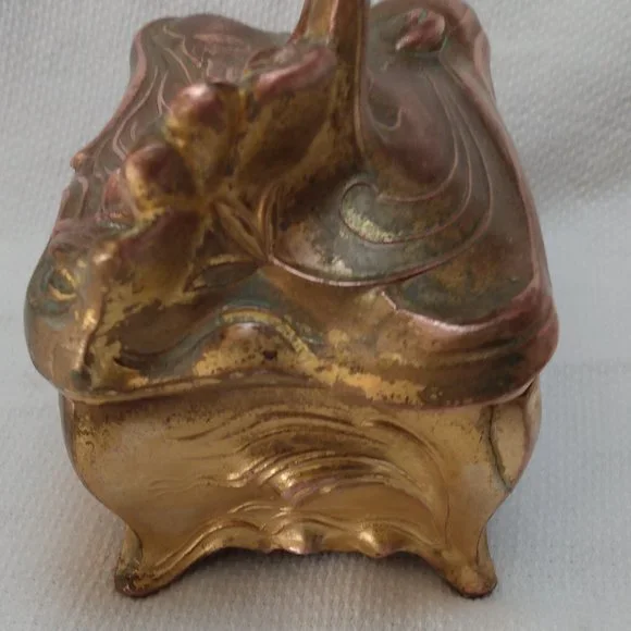 🎬Vintage🎬 ART NOUVEAU CASKET JEWELRY BOX - Picture 4 of 9